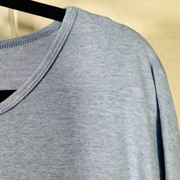 LuLaRoe IRMA Light Blue White Heathered Very SOFT Hi-Low Tunic Top Shirt SMALL S - Picture 4 of 6